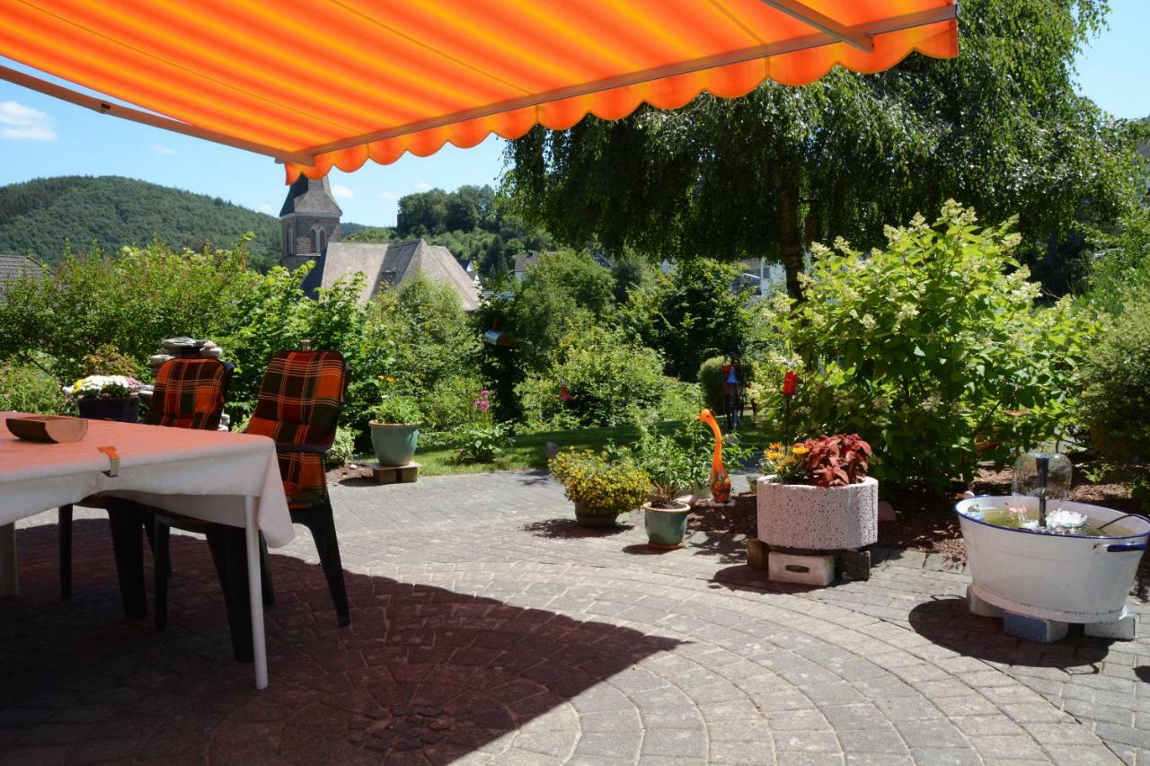 Ferienwohnung Burgblick Bilstein Экстерьер фото
